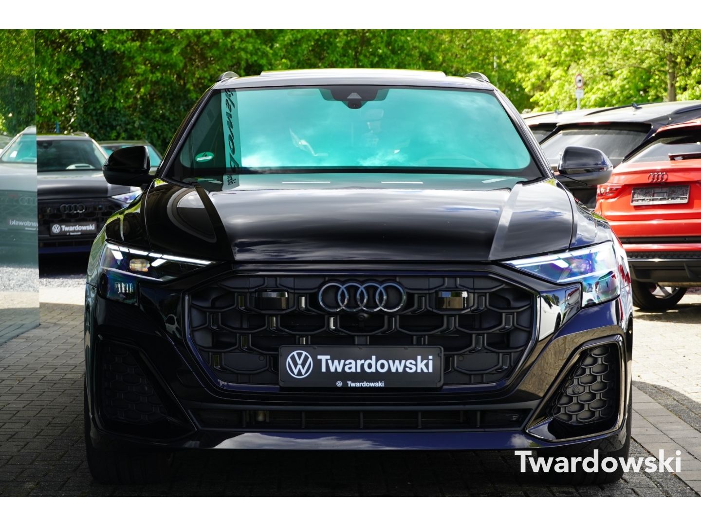 Audi Q8 50 TDI S line Pano HUD Matrix 23''B&O AHK 360