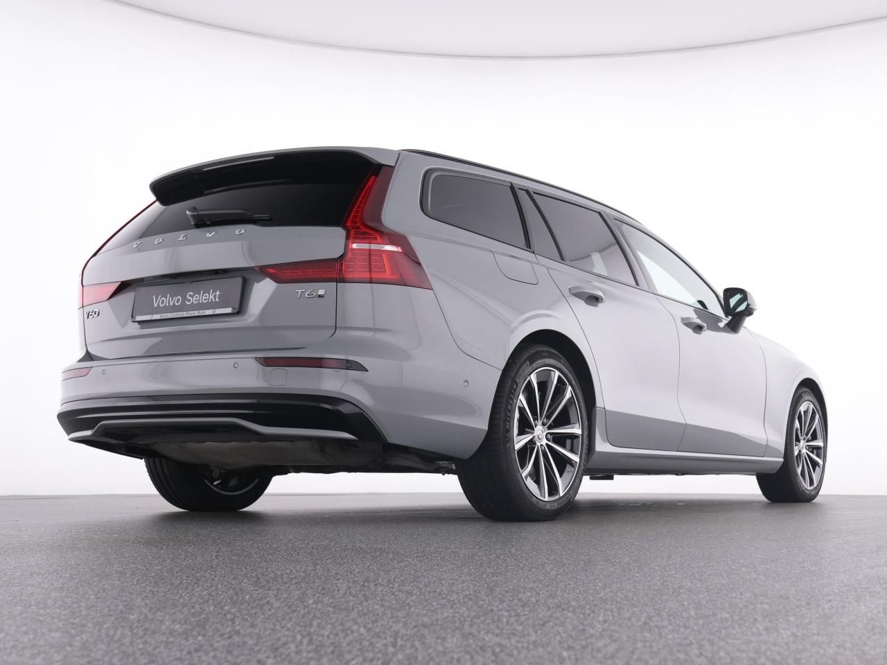 Volvo V60 T6 Recharge AWD PlusDark+AHK+360°+STANDHZ+LM