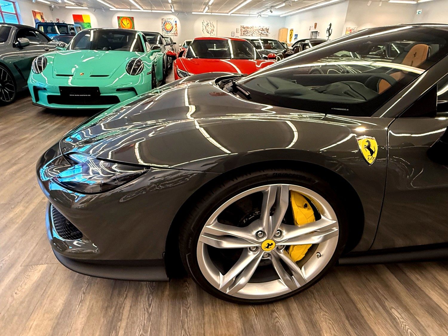 Ferrari 296 GTS Spider - Samsaru's Car Outlet