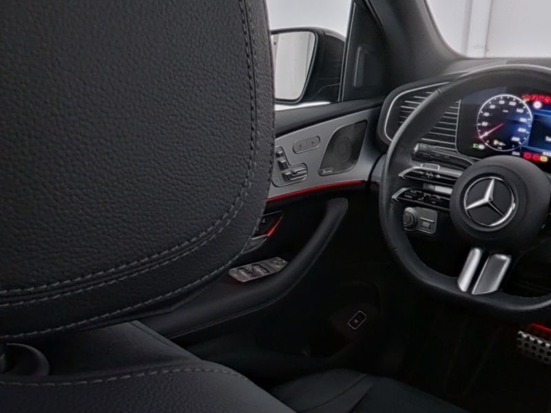 Mercedes-Benz GLE 450 4M AMG*AHK*Pano*22"*Night*Burmester*360*