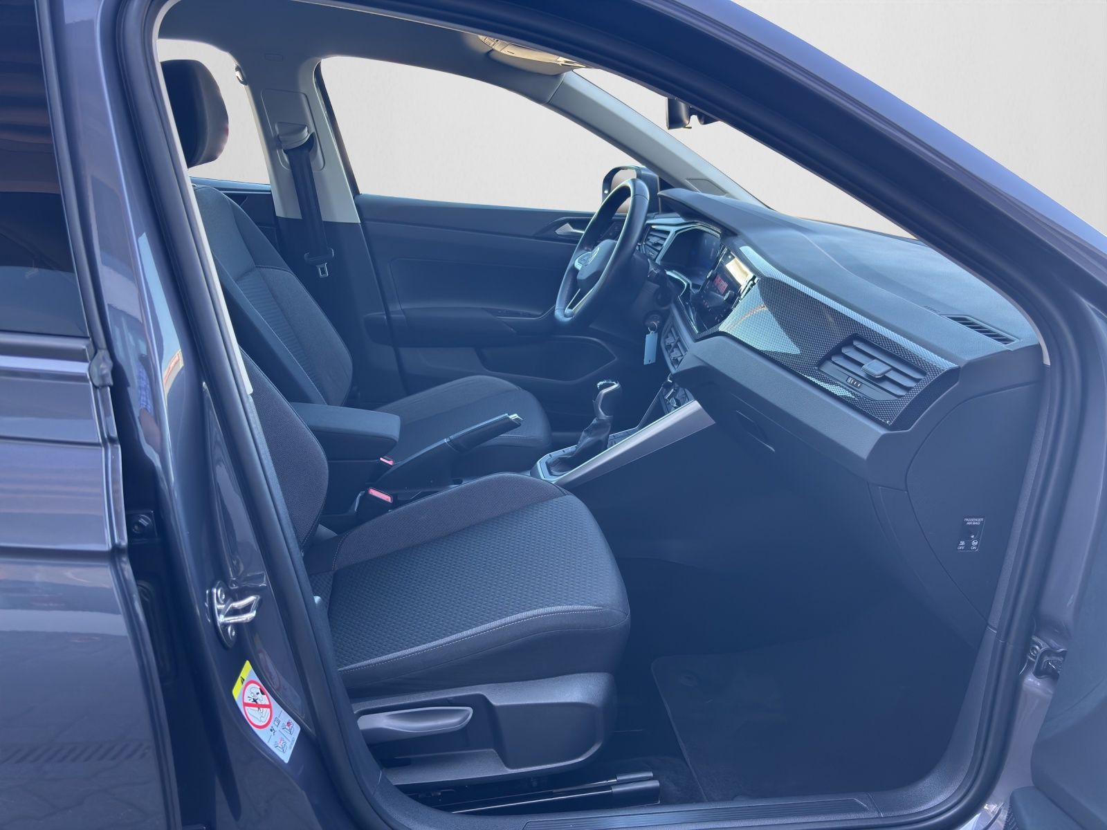 Volkswagen Taigo 1.0 TSI Life - Samsaru's Car Outlet