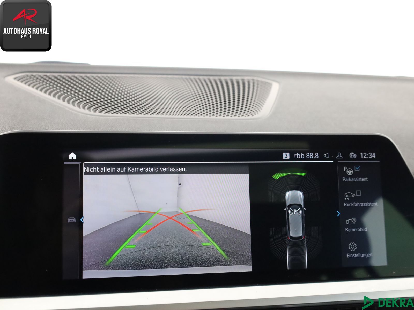 BMW 330 e T xDrive - Samsaru's Car Outlet