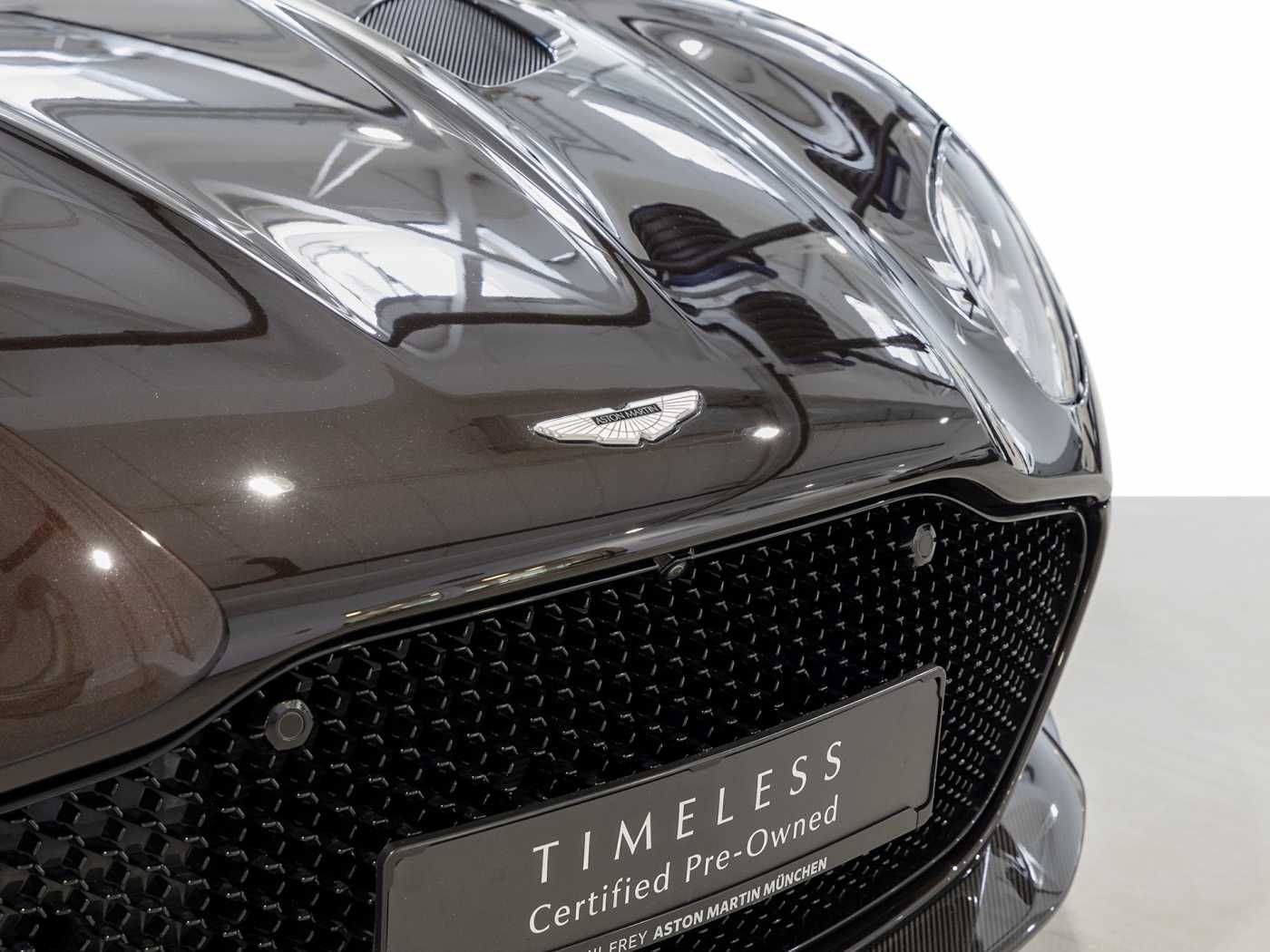 Aston Martin DBS Superleggera Volante -Berwick Bronze-