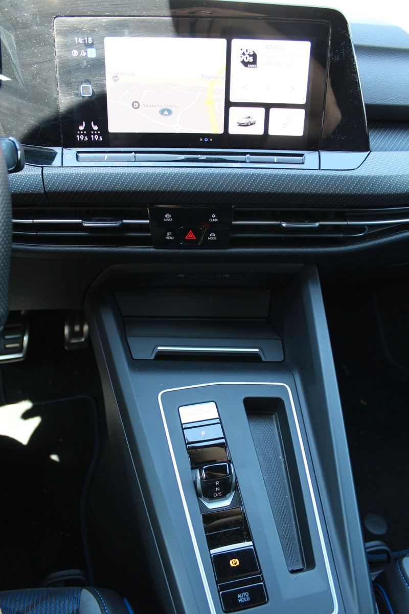 Volkswagen Golf VIII Lim. R 4Motion - Samsaru's Car Outlet