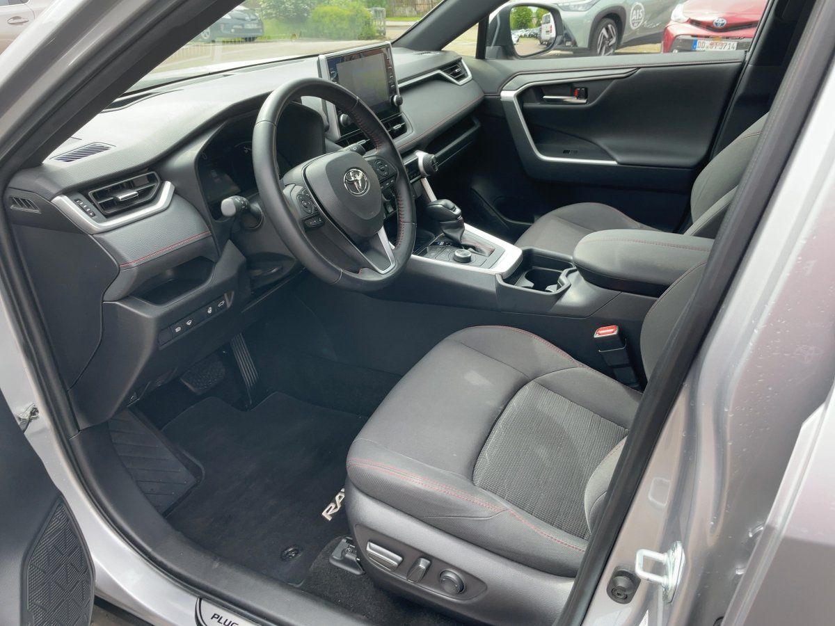 Toyota RAV4 2.5 PlugIn ACC+LED+Navi+SHZ+2xKlima+4xSHZ