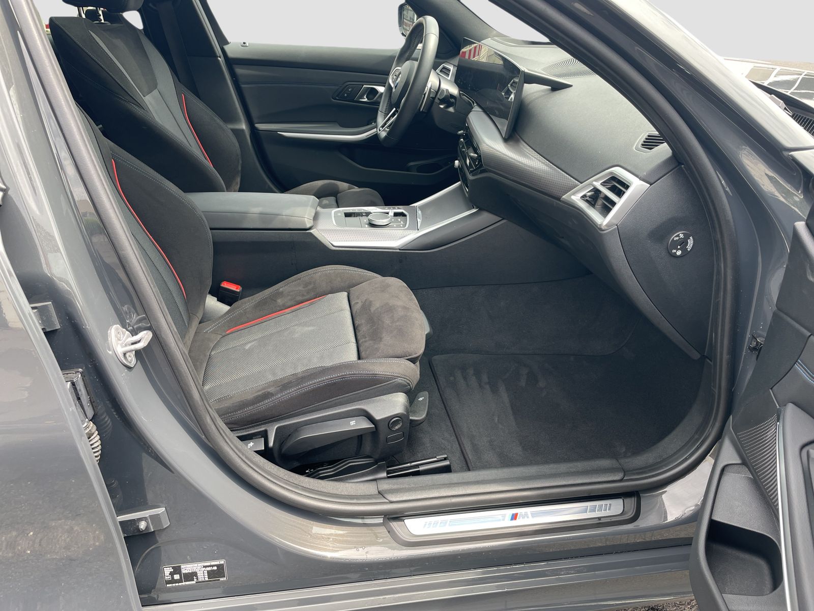 BMW 320d Touring M Sport AHK LiveCockpitProf Kamera