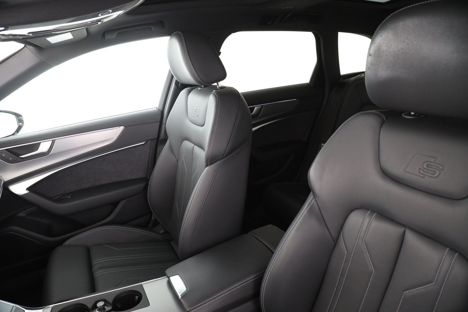 Audi A6 Avant 45 TFSI S tronic S line | PANO | AHK |