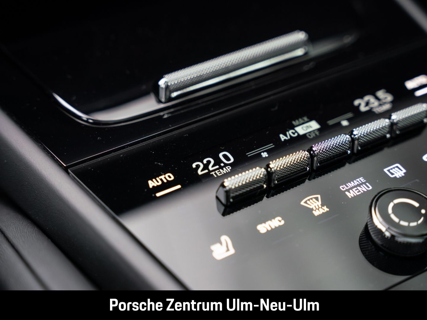 Porsche Cayenne Coupe InnoDrive Surround-View LED-Matrix