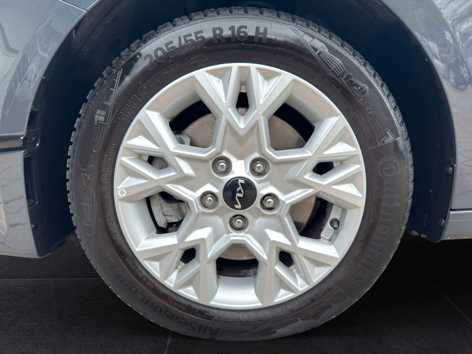 Kia cee'd / Ceed Vision - Samsaru's Car Outlet