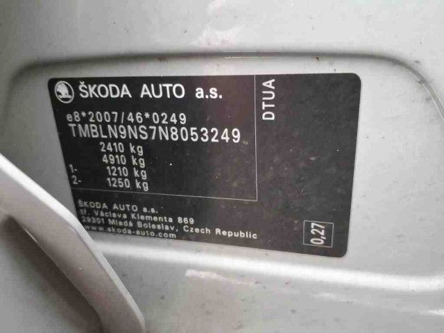 Skoda Kodiaq 2.0 TDI DSG Sportline 4x4 AHK Pano PDC RF
