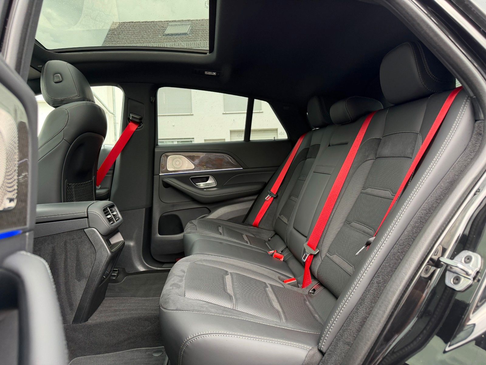 Mercedes-Benz GLE 53 AMG 4M+ PANO*Carbon*DISTR+*AHK*Massage