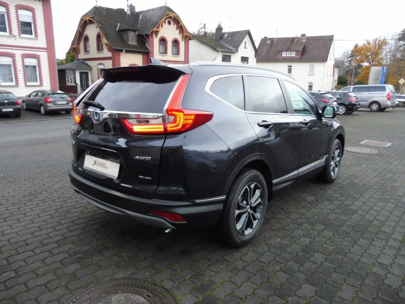 Honda CR-V e:HEV 2.0 i-MMD Hybrid 4WD Lifestyle / Lede