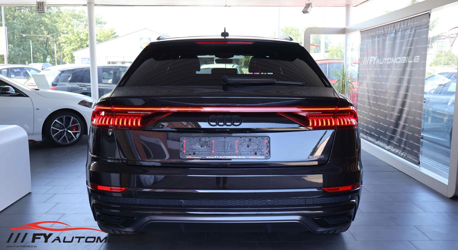 Audi Q8 50 TDI quattro S Line - Samsaru's Car Outlet