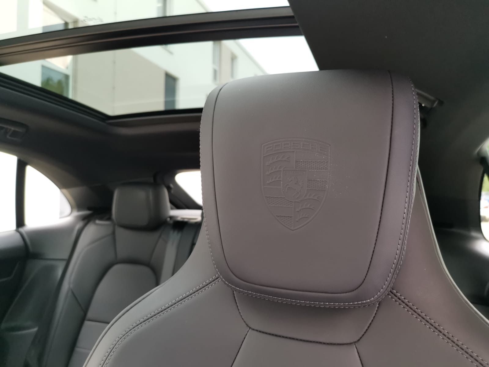 Porsche Macan - Samsaru's Car Outlet