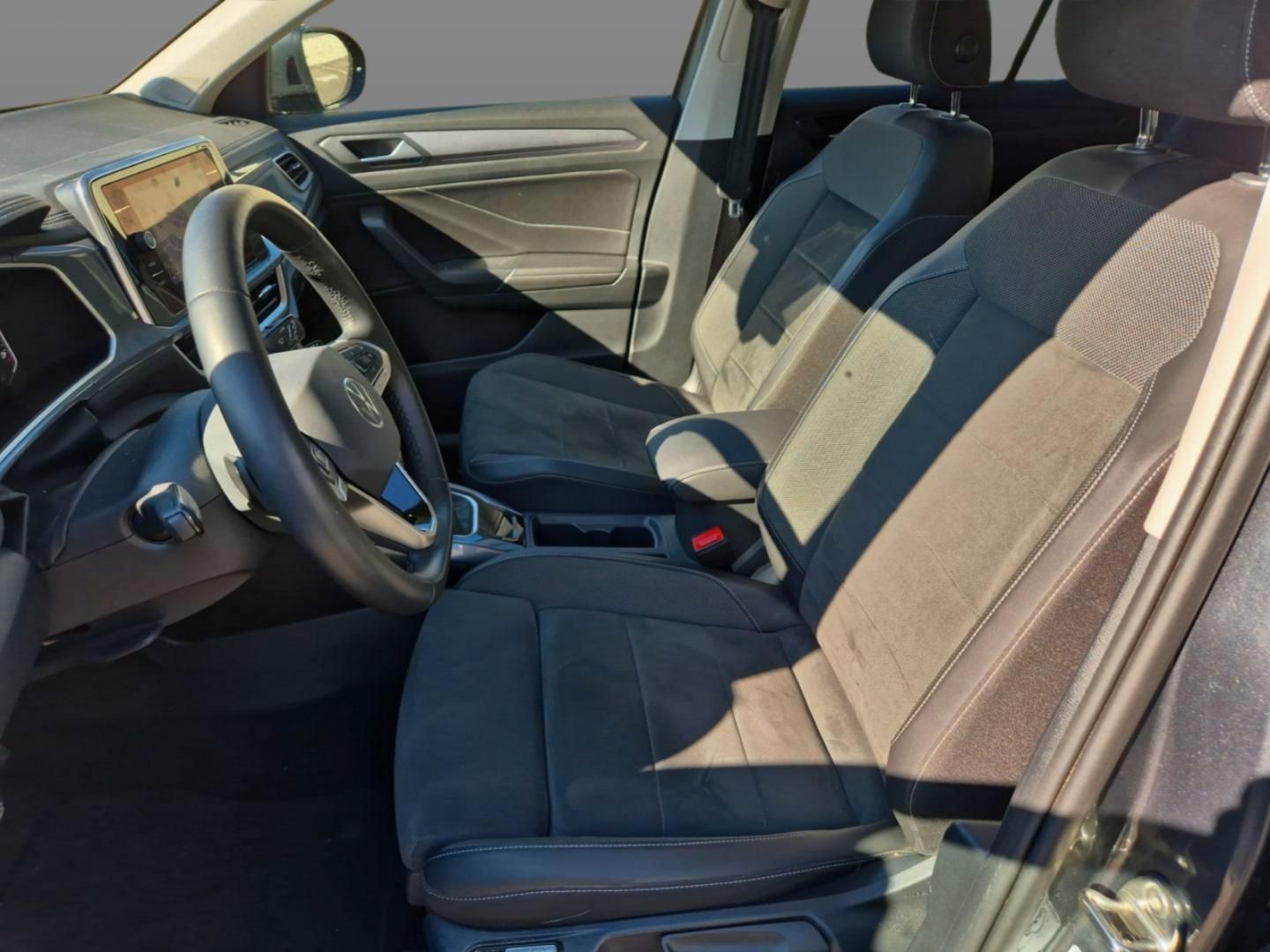 Volkswagen T-ROC Style 1.5 TSI DSG Style - Samsaru's Car Outlet