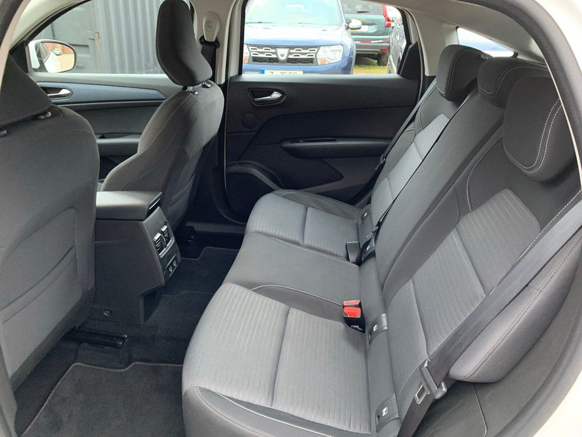 Renault Arkana Equilibre 1.3 TCe 140 - Samsaru's Car Outlet