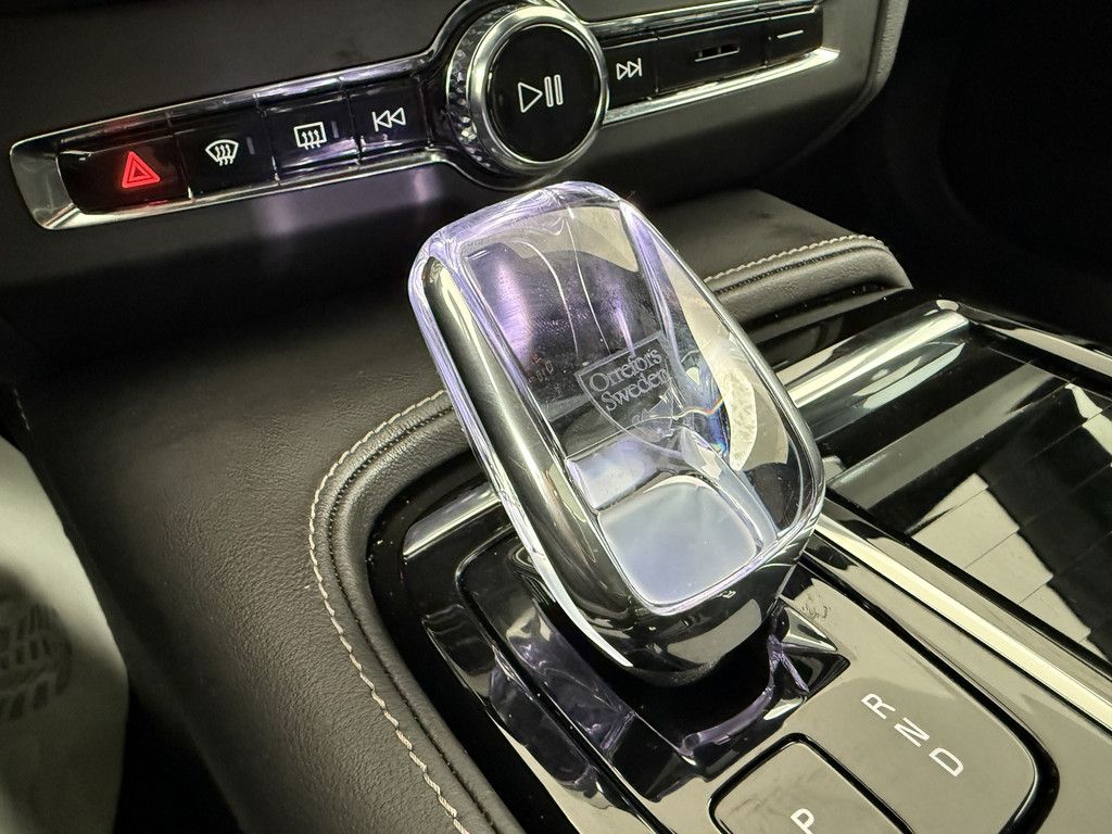 Volvo S90 T8 Plus Dark Plug-In Hybrid AWD