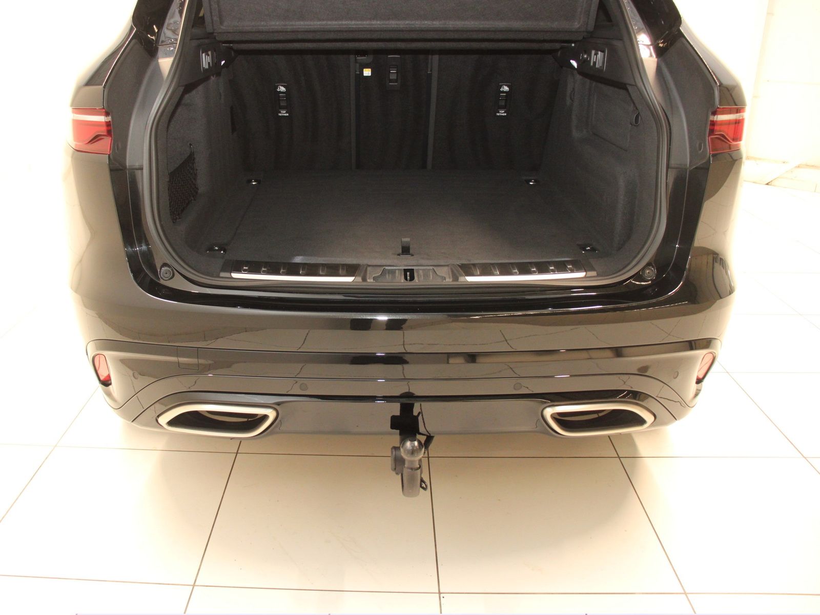 Jaguar F-Pace D300 R-Dynamic SE AWD 90th Anniversary Ed