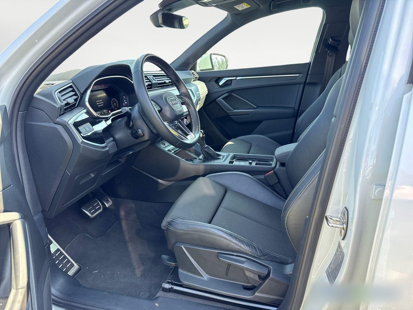 Audi Q3 Sportback 40 TFSI quattro S line - Samsaru's Car Outlet