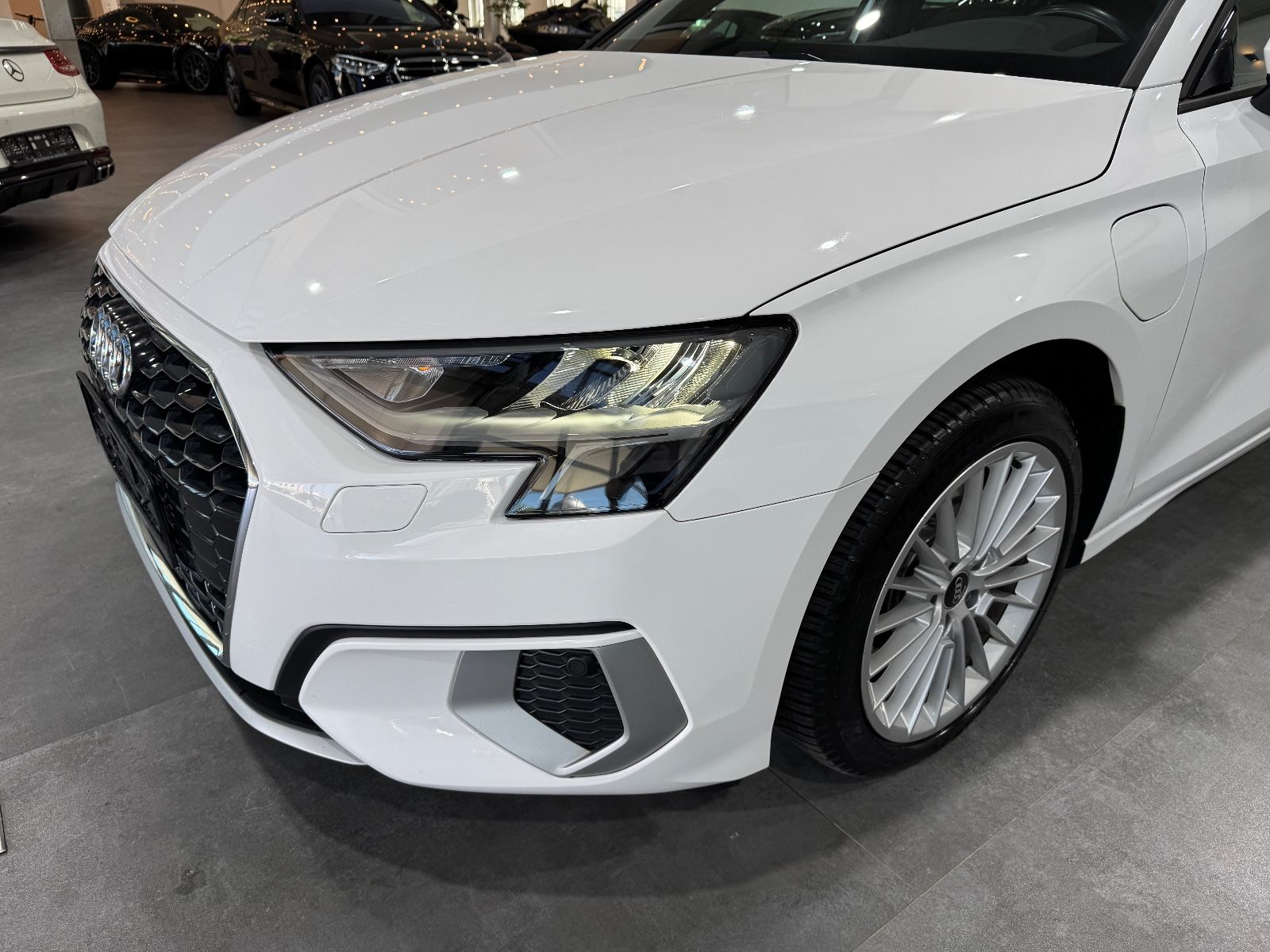 Audi A3 Sportback 40 TFSI e advanced - Samsaru's Car Outlet