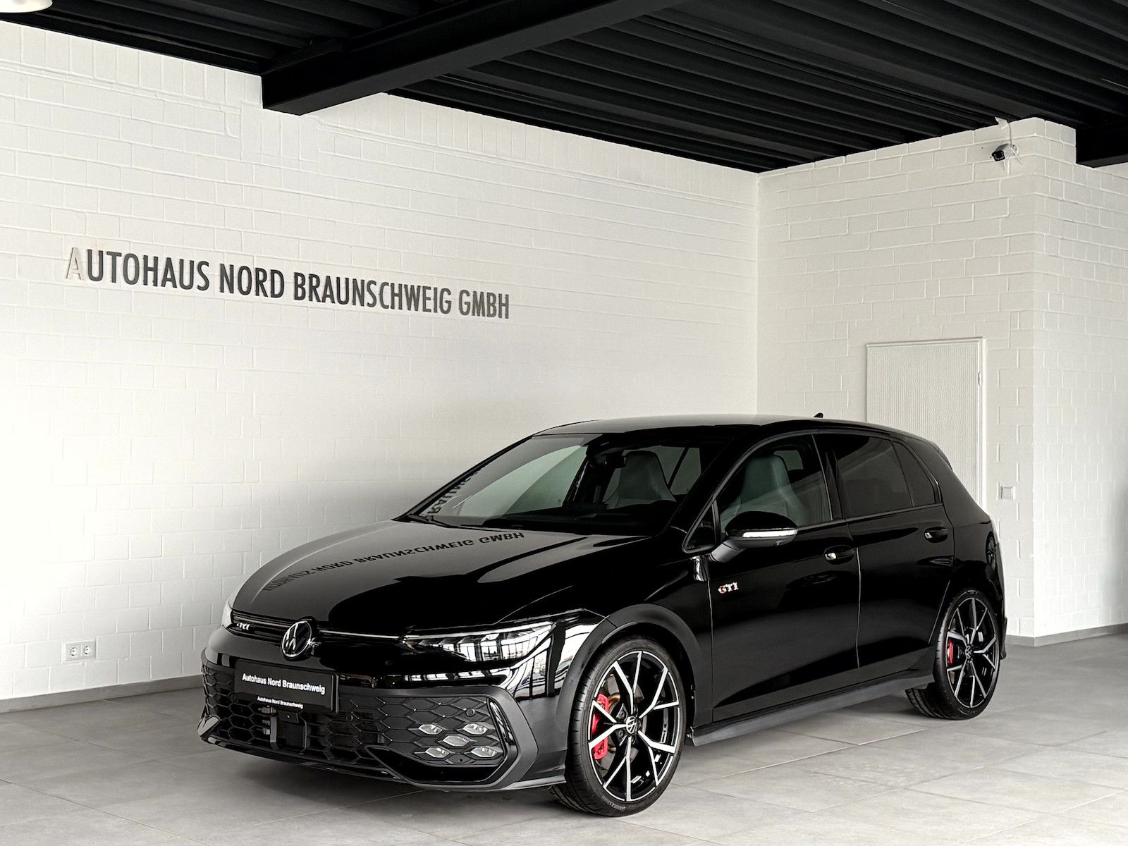 Volkswagen Golf GTI 2.0 TSI*BlackStyle*Pano*IQ*H&K*DCC*HUD*