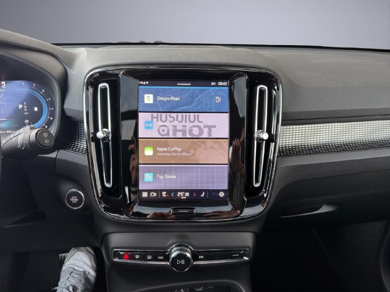 Volvo XC40 Ultra Black Edition AHK* Frontscheibenheiz.