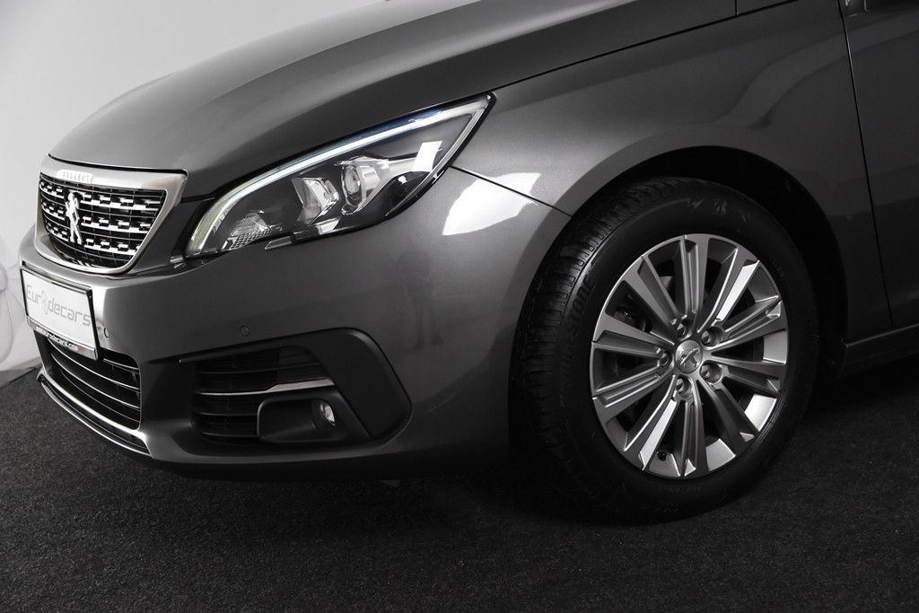 Peugeot 308 SW Allure 130 - Samsaru's Car Outlet