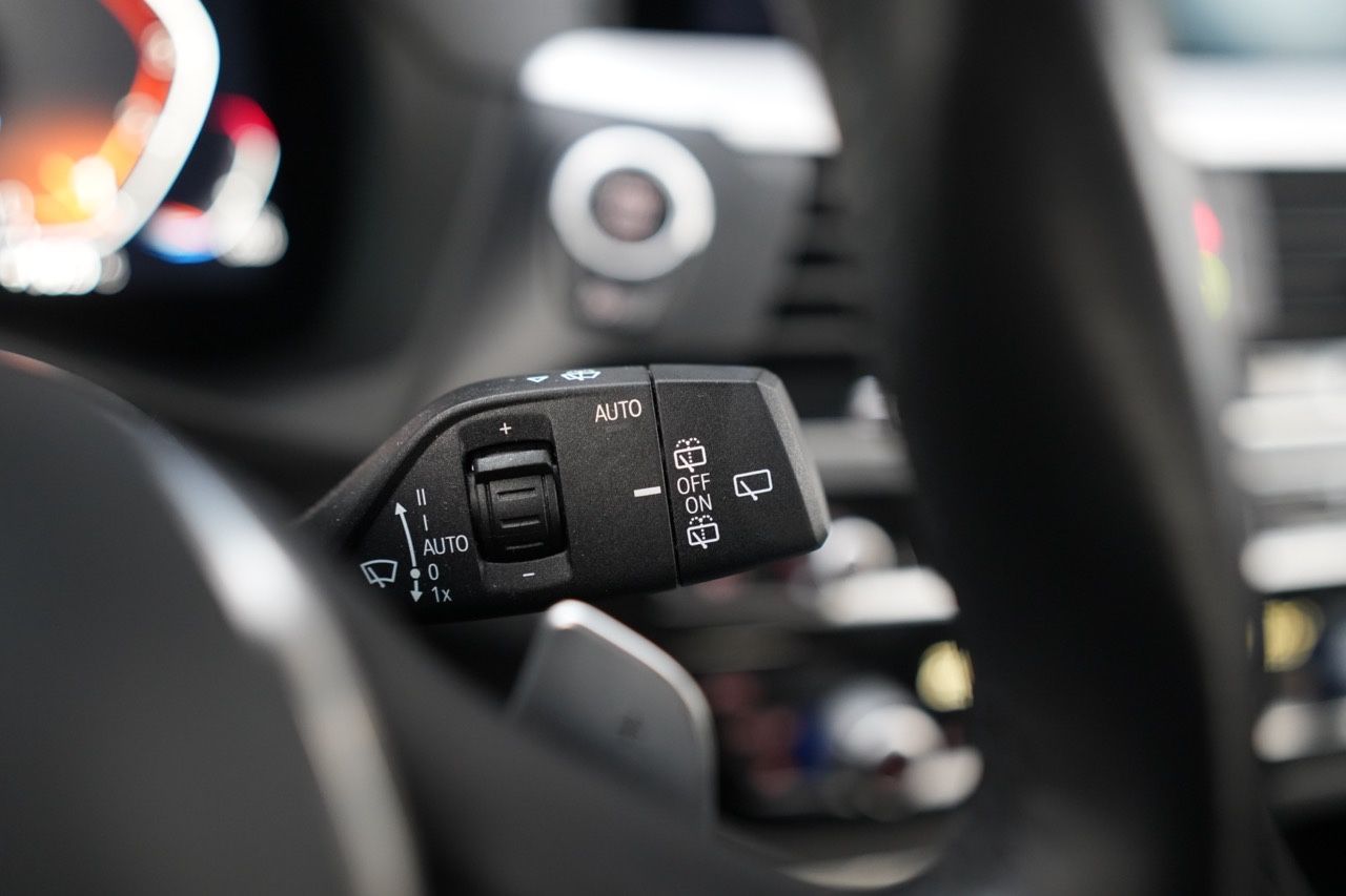 BMW X3 xDrive 20 i Advantage *LIVECOCKPIT*NAVI*