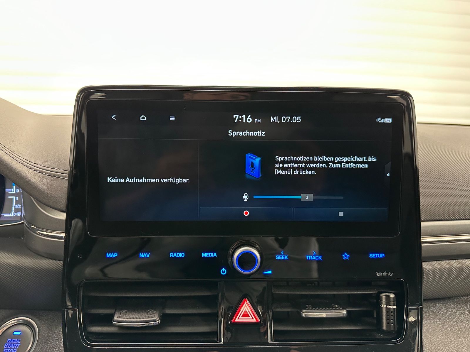 Hyundai IONIQ Prime Plug-In Hybrid - Samsaru's Car Outlet