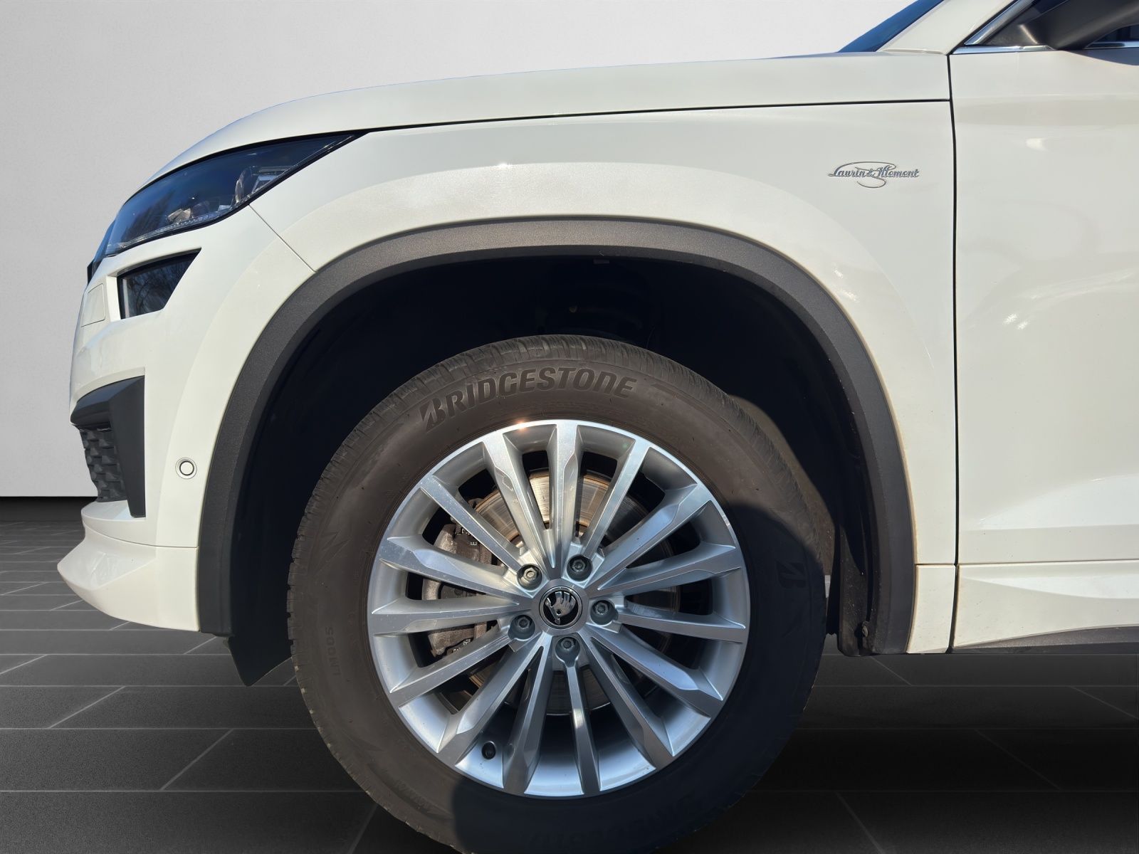 Skoda Kodiaq 2.0 TDI L&K 4x4 Navi, AHK, DCC, STHZ, Led