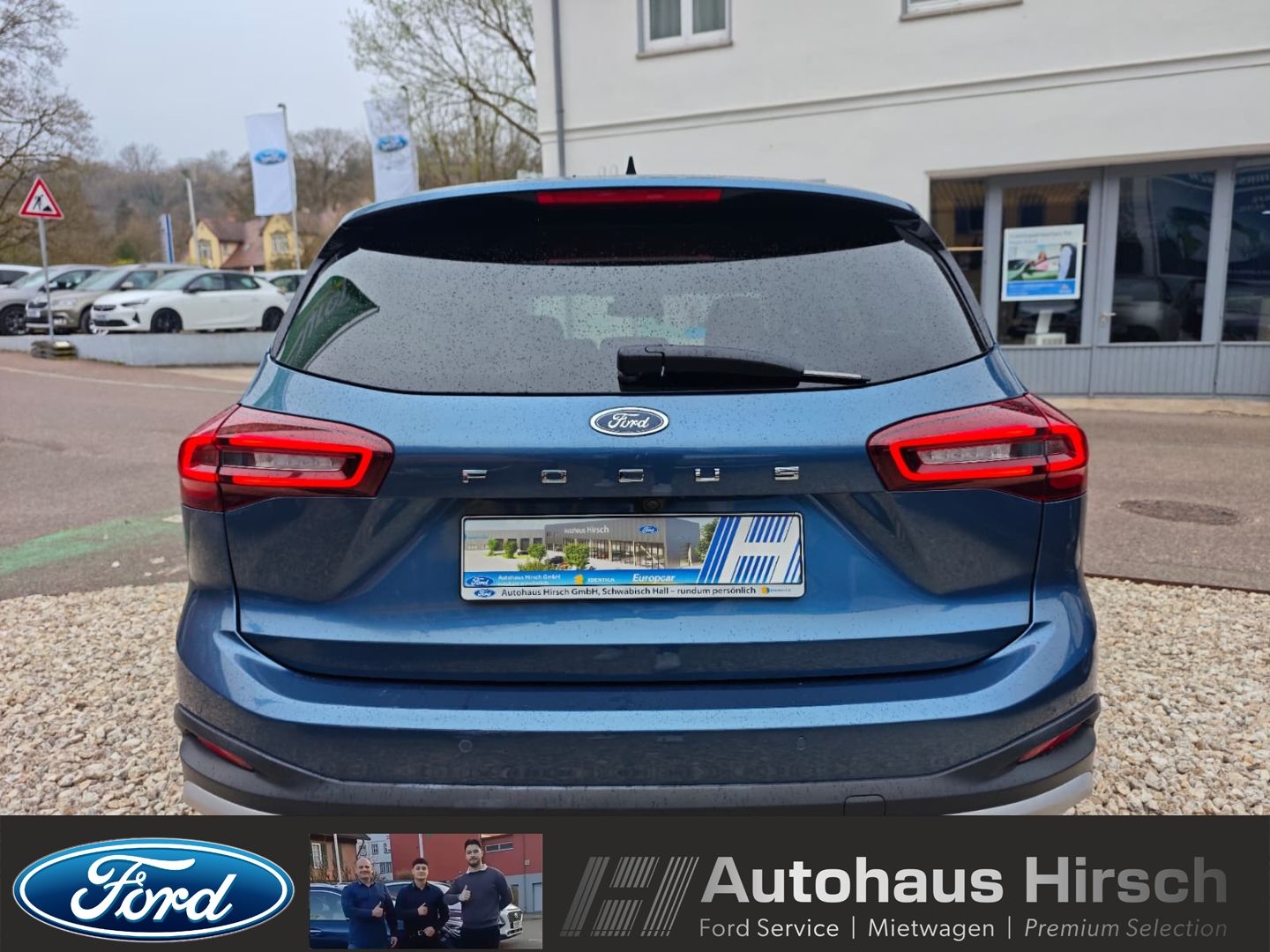 Ford Focus Turnier Active Navi LED ACC Apple CarPlay
