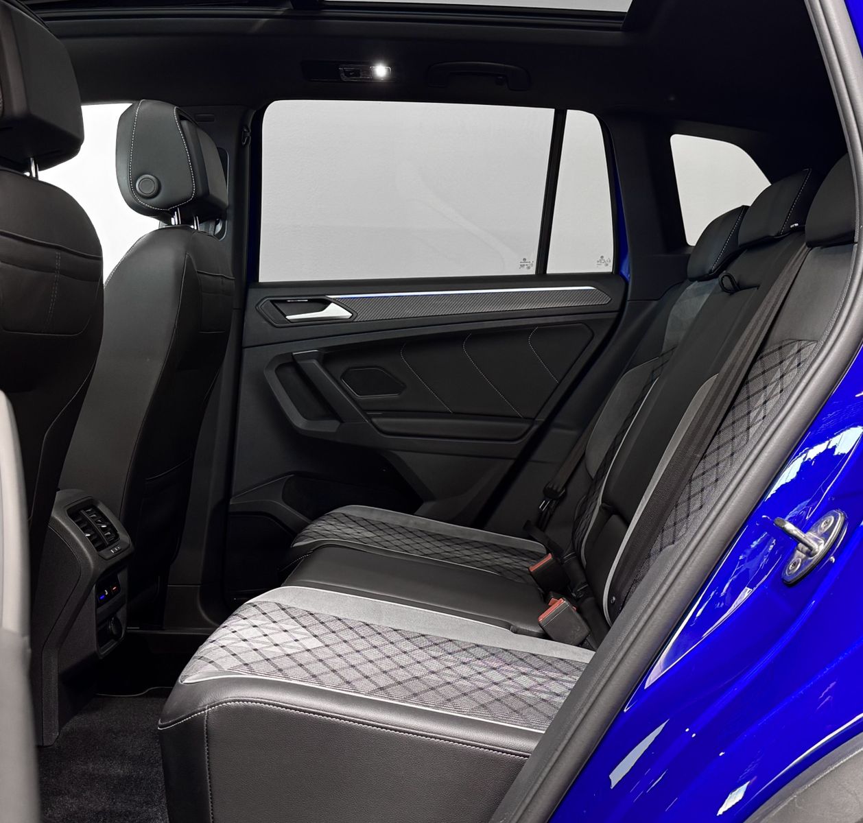 Volkswagen Tiguan R-Line 4M - Samsaru's Car Outlet