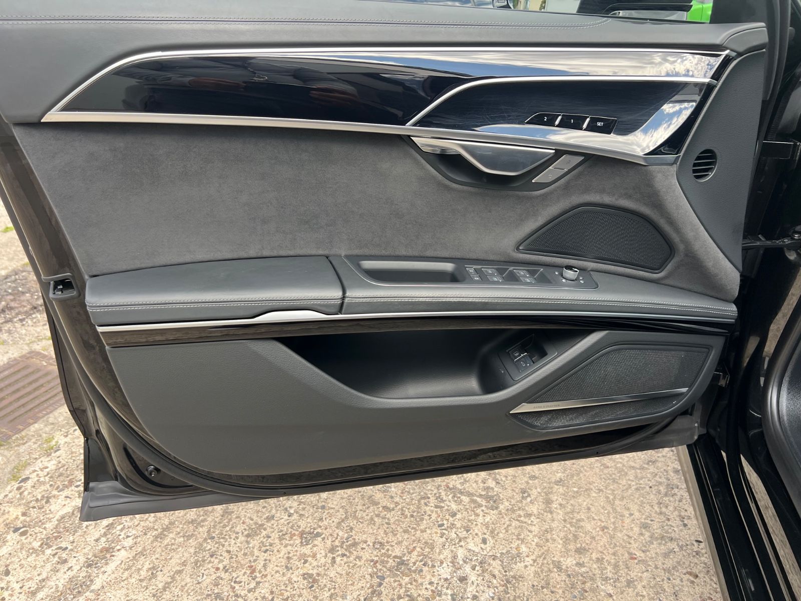 Audi A8 60 TFSI e quattro S line,Matrix,Pano.HUD. TV