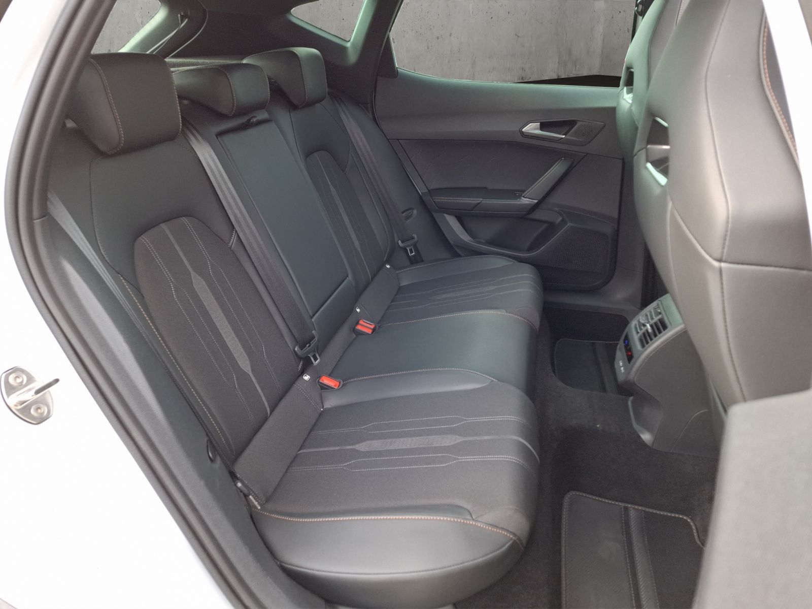 Cupra Formentor 2.0 TSI VZ AHK Panorama Soundsystem