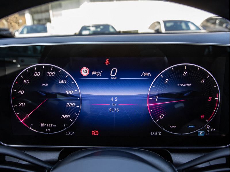 Mercedes-Benz GLC 300 d 4M AMG-Sport/LED/360/Pano/AHK/Night/19