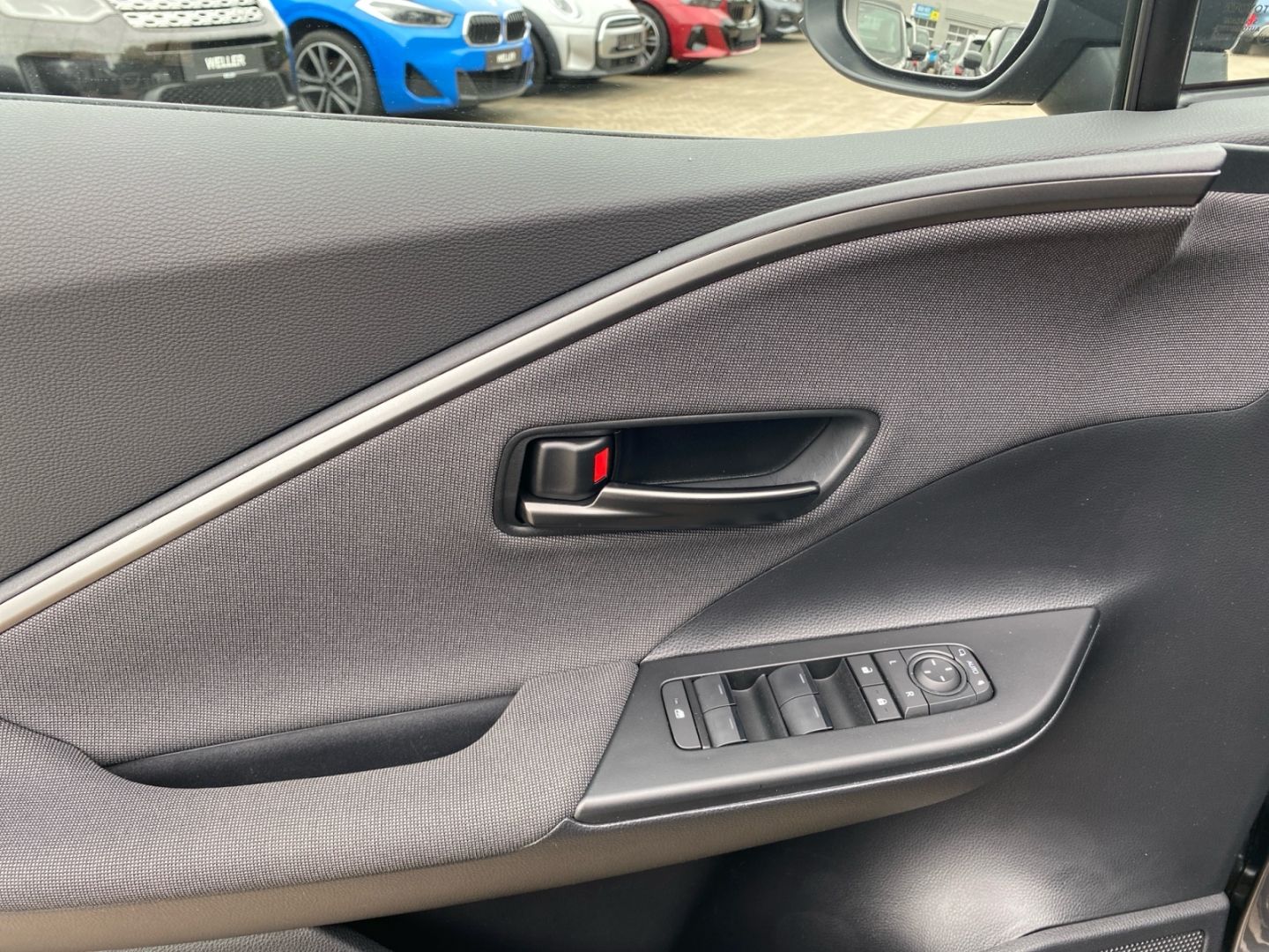 Toyota C-HR 1.8 Hybrid Team D *Technik-Paket*CAM*SHZ*AC