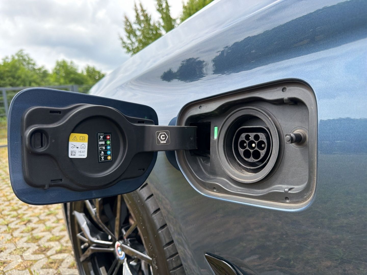 BMW 530 e Touring M Sport HUD H&K 4-Zonen Pano AHK L