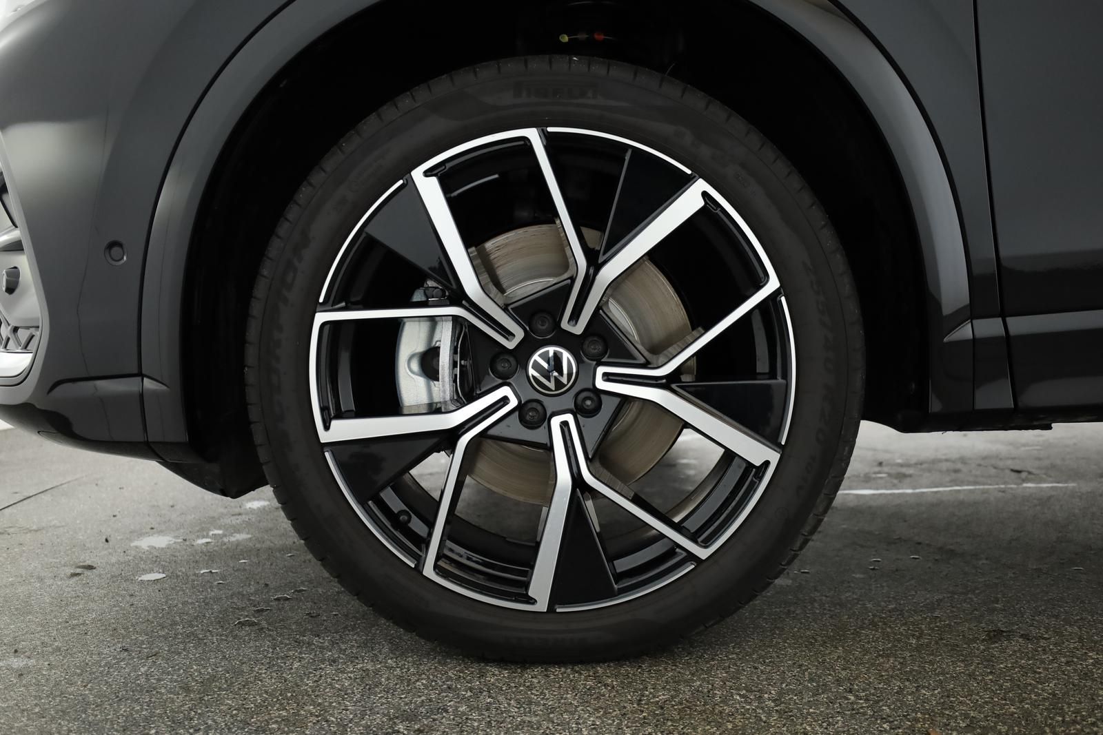 Volkswagen Tiguan 2.0 TDI 4M DSG R-Line Leder Pano Navi 360