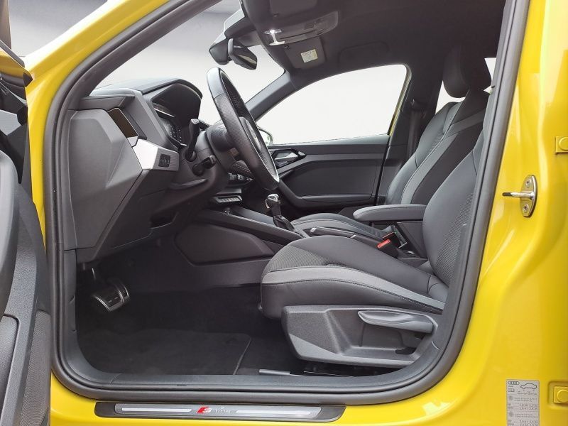 Audi A1 40 TFSI Sportback S line - Samsaru's Car Outlet