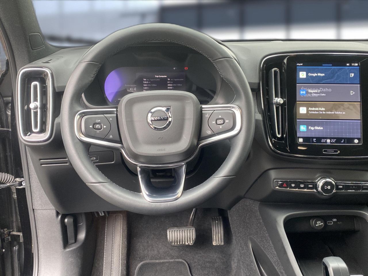 Volvo XC 40 Core Recharge Pure Electric 2WD Bluetooth