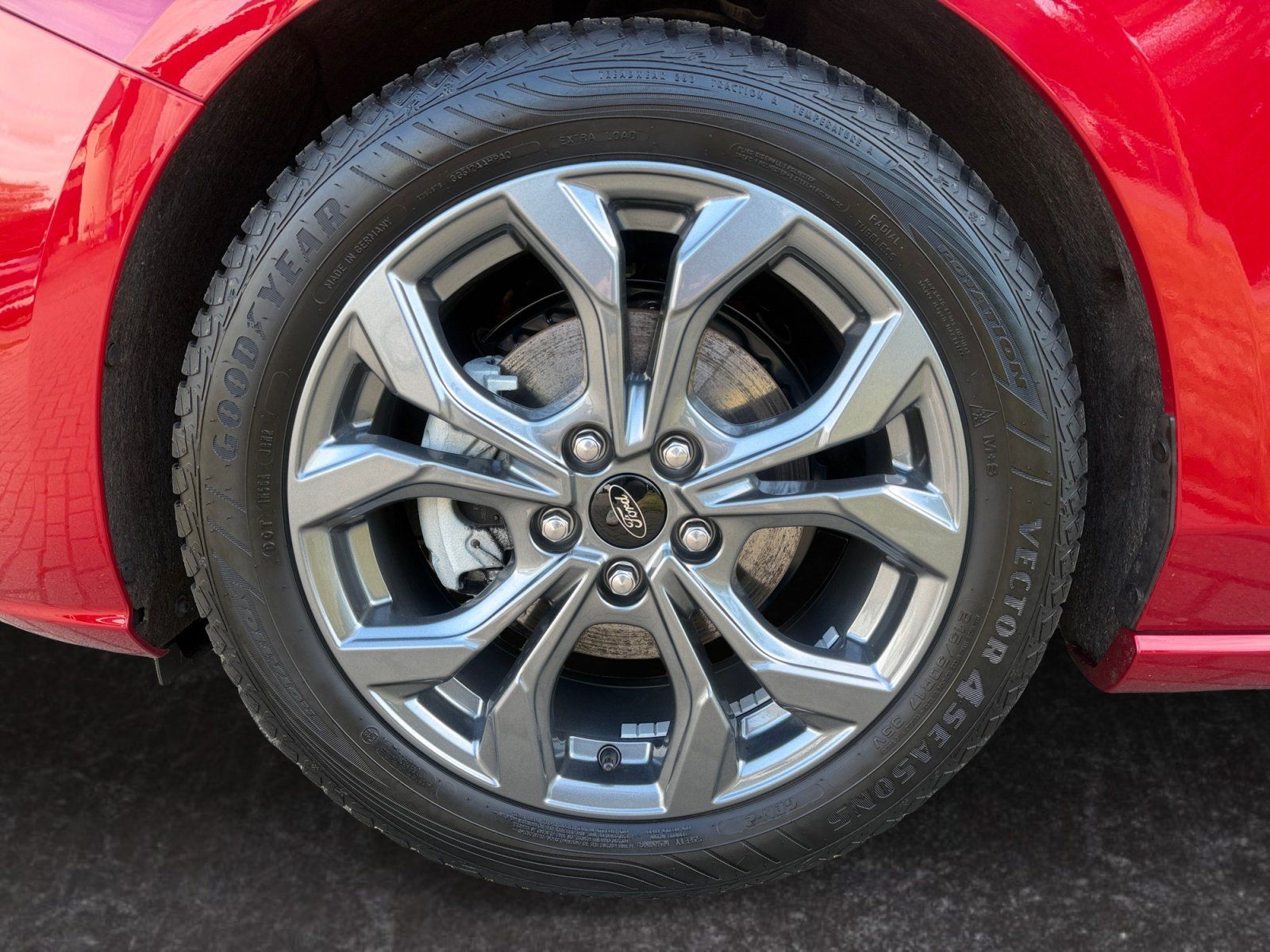 Ford Focus Turnier ST-Line X 1.0 EcoBoost ACC+KAM+B&O