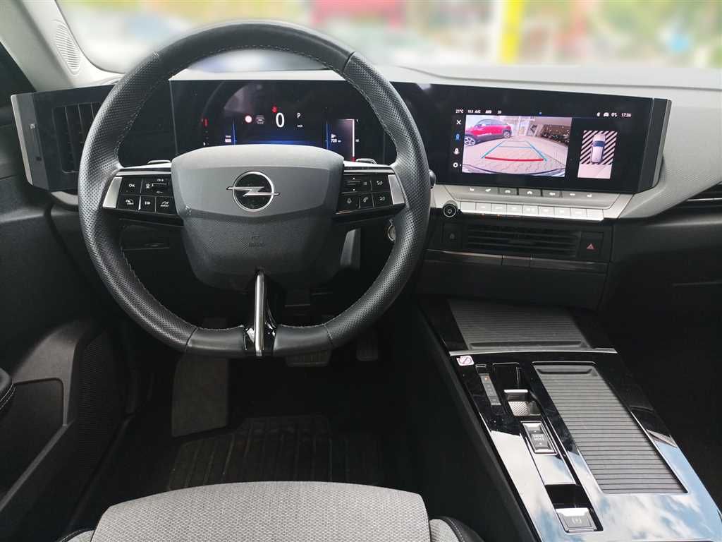 Opel Astra 1.2 Business - Samsaru's Car Outlet