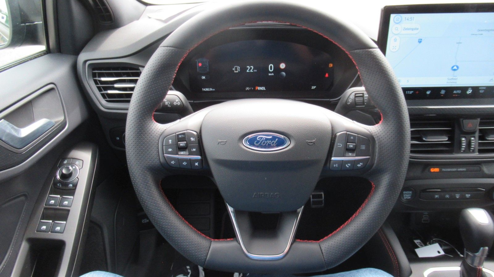 Ford Focus ST-Line X ACC TWA Matrix 18`` B&O Kamera