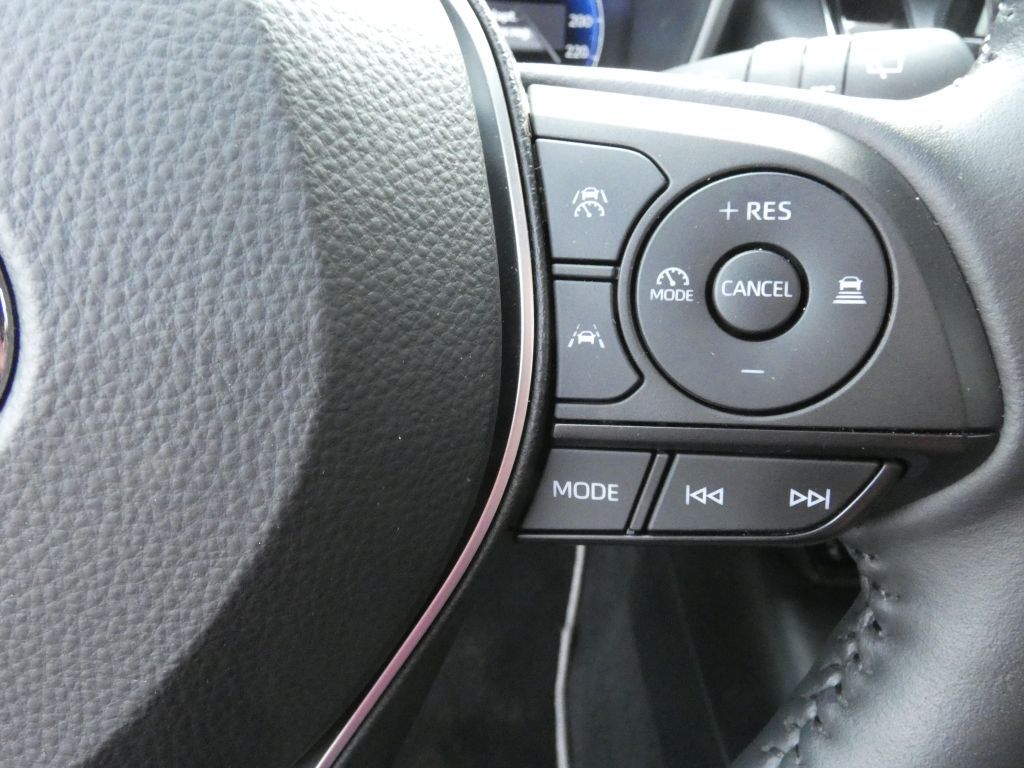 Toyota Corolla 2.0 Hybrid Lounge*Matrix LED+Navi+SHZ
