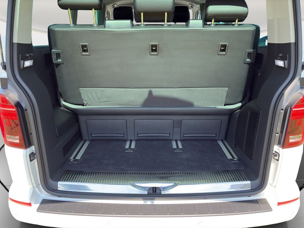 Volkswagen T6.1 Multivan 2.0 TDI DSG - Samsaru's Car Outlet