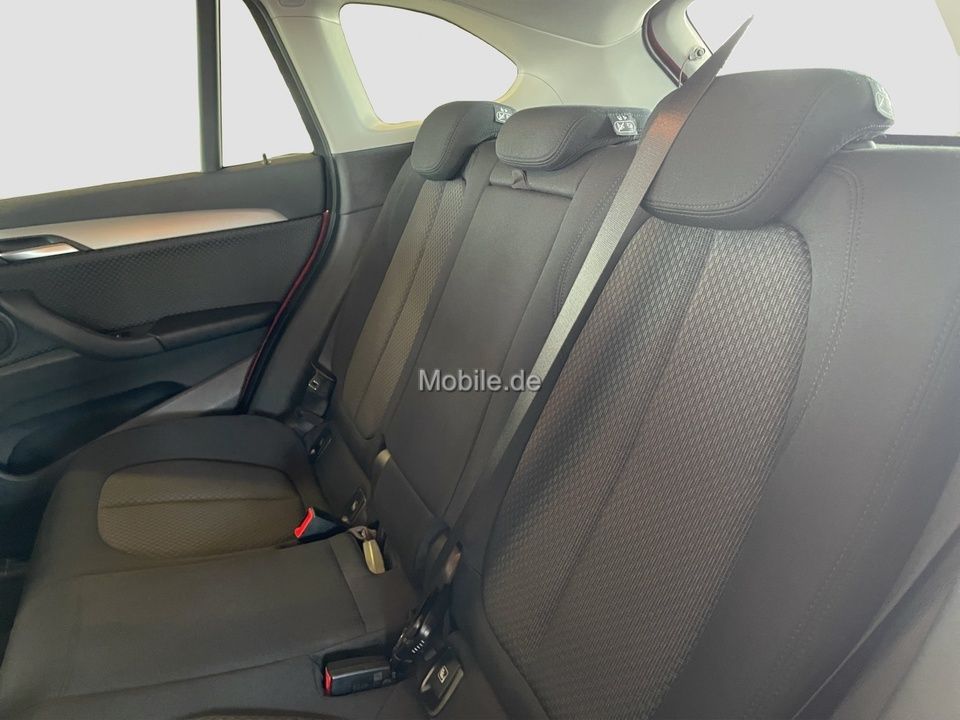 BMW X1 xDrive25e Advantage - Samsaru's Car Outlet