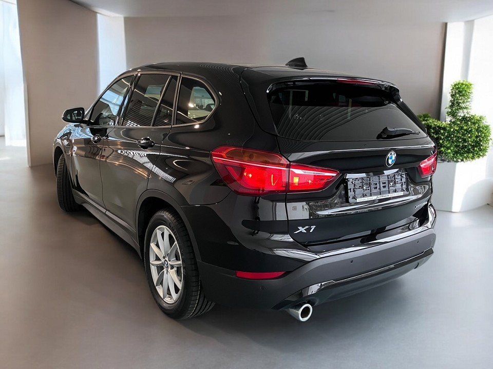 BMW X1 xDrive25e Advantage - Samsaru's Car Outlet