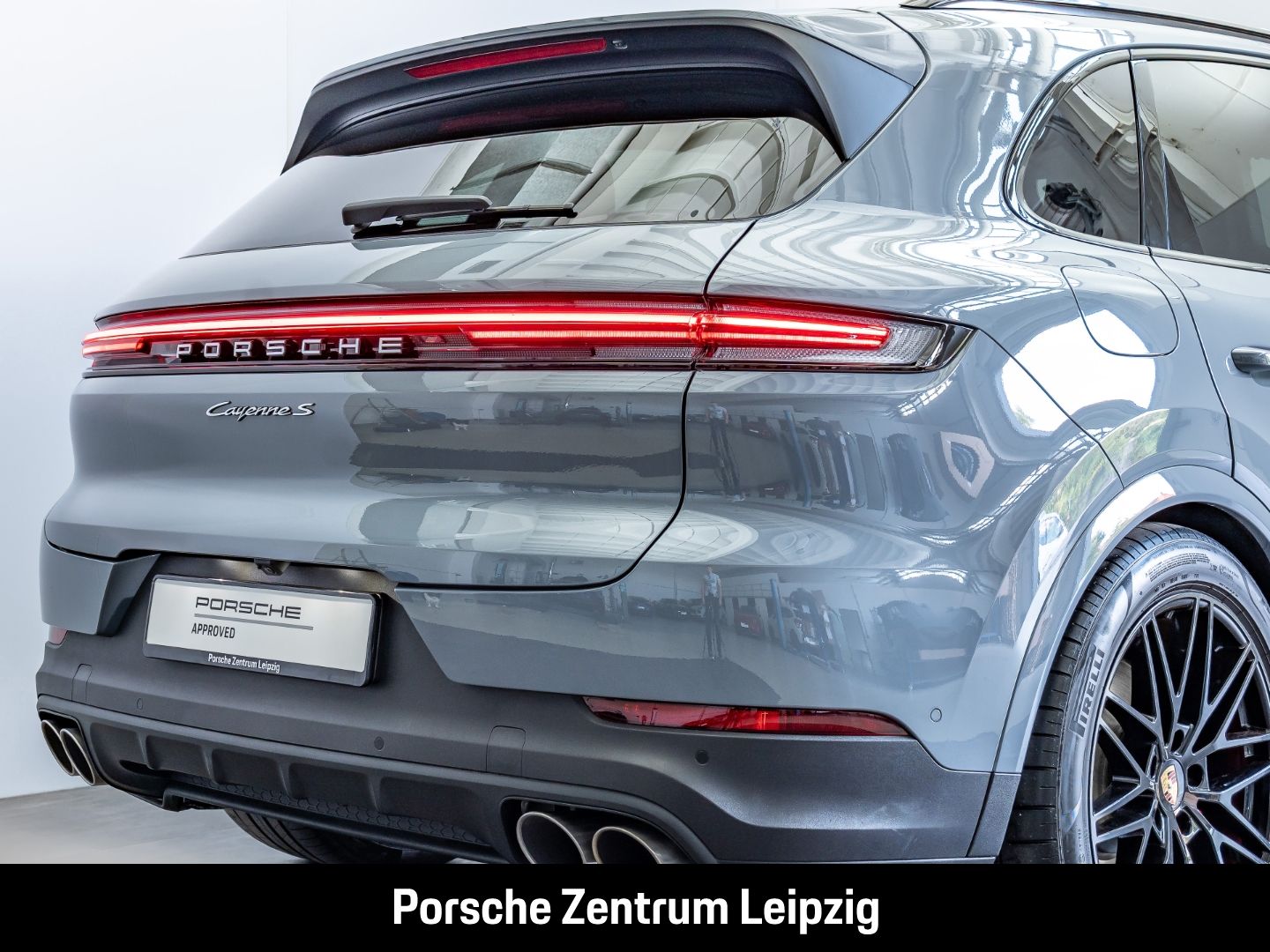 Porsche Cayenne S E-Hybrid HD-Matrix el.AHK HeadUp InnoD