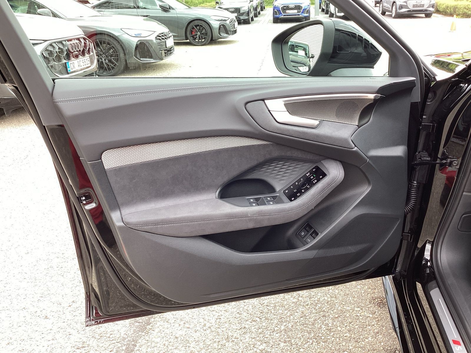 Audi A5 Avant 270 KW e-hybrid q. S line TFSI,MATRIX,B