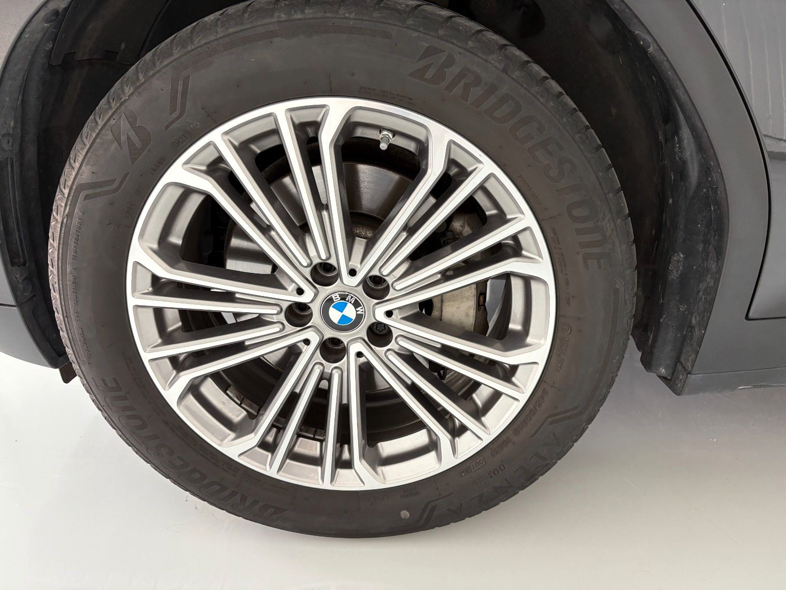 BMW X3 xDrive 30 e Luxury Line - Samsaru's Car Outlet